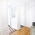Coeur Du Marais Apartment
